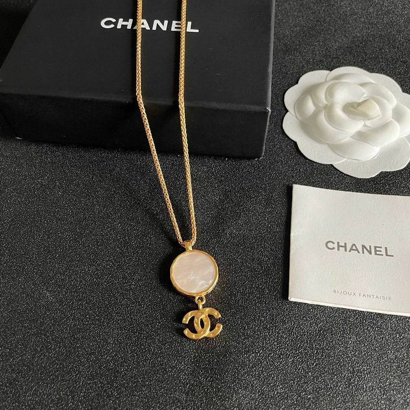 Chanel Necklace 05yxs90